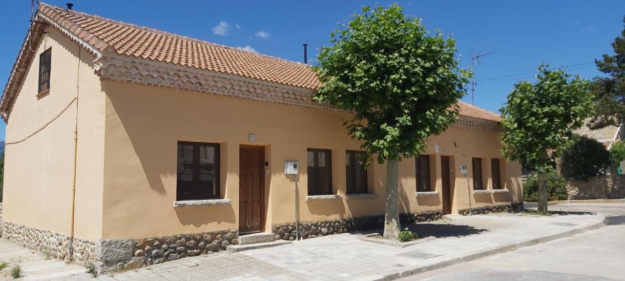 Casitas Pinilla Del Valle Exteriér fotografie