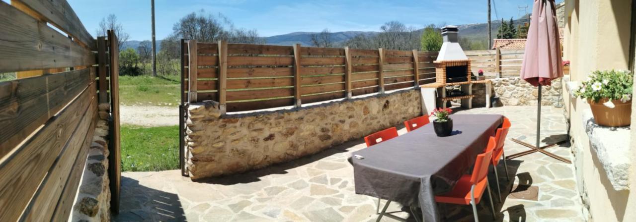 Casitas Pinilla Del Valle Exteriér fotografie